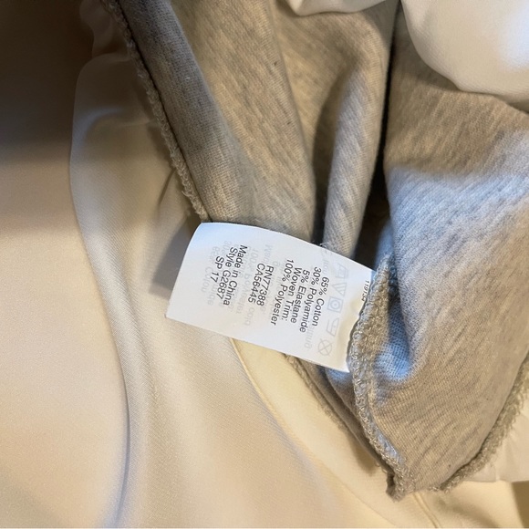 Super cute J. Crew ruffle hem top. - Picture 2 of 5